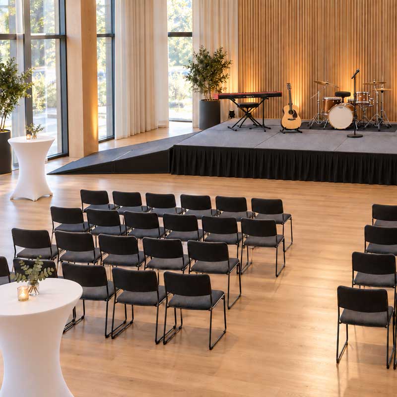 elj-fallbarscen-hall-combo-04 Ramp till fällbar scen - Bild 1